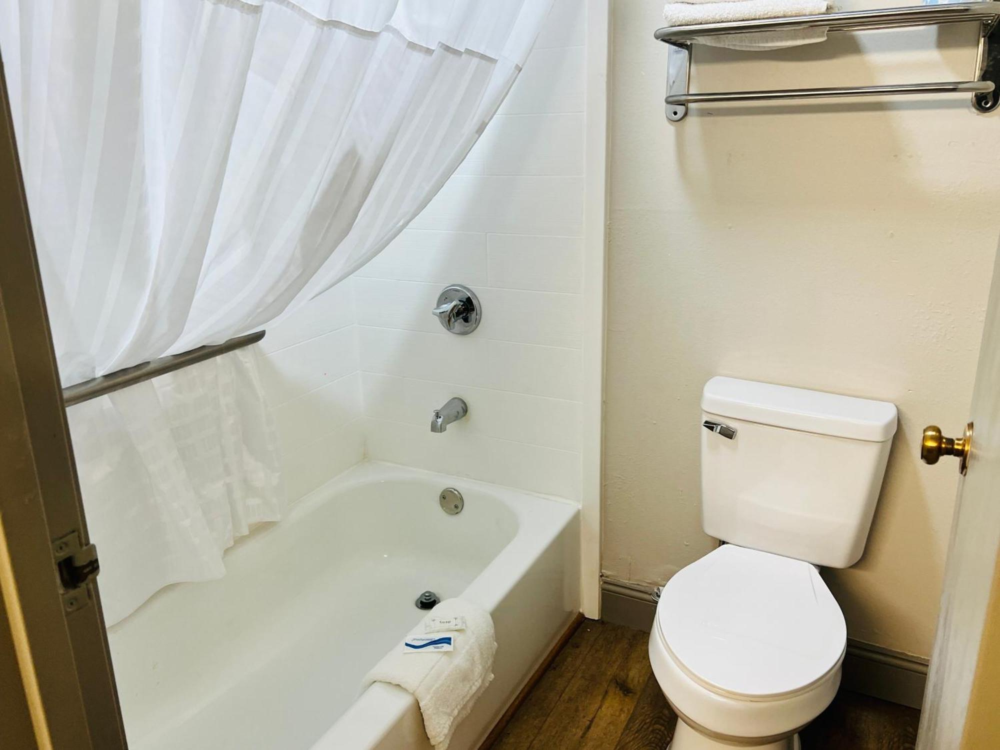 Rosewood Inn By Oyo Union City I-69 Eksteriør billede